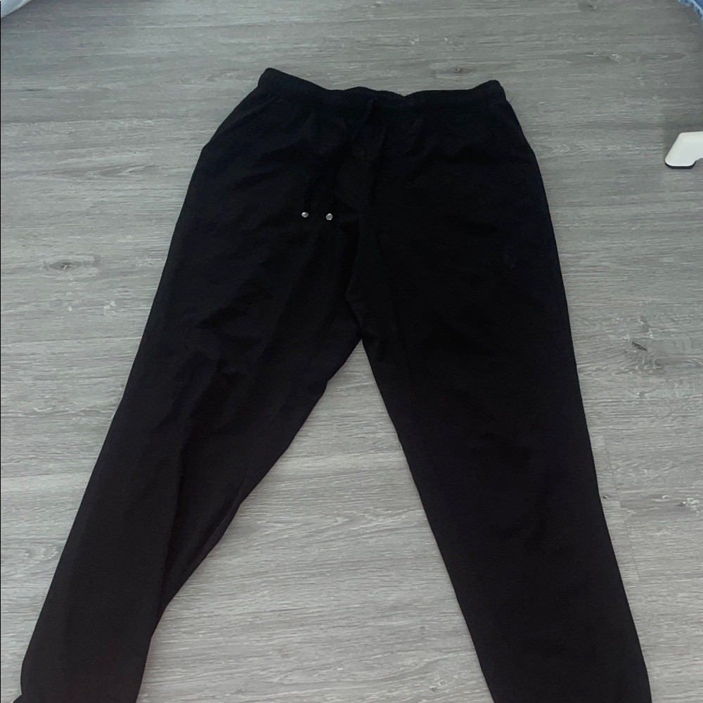 Max Studio Women's Black Ankle Pants